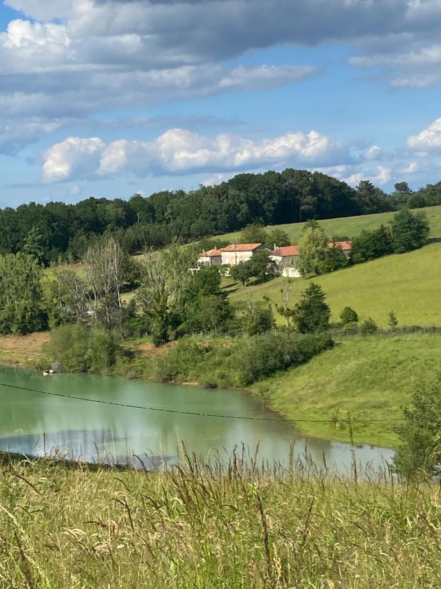 Gites De Pouzelande Sanilhac  Exteriör bild